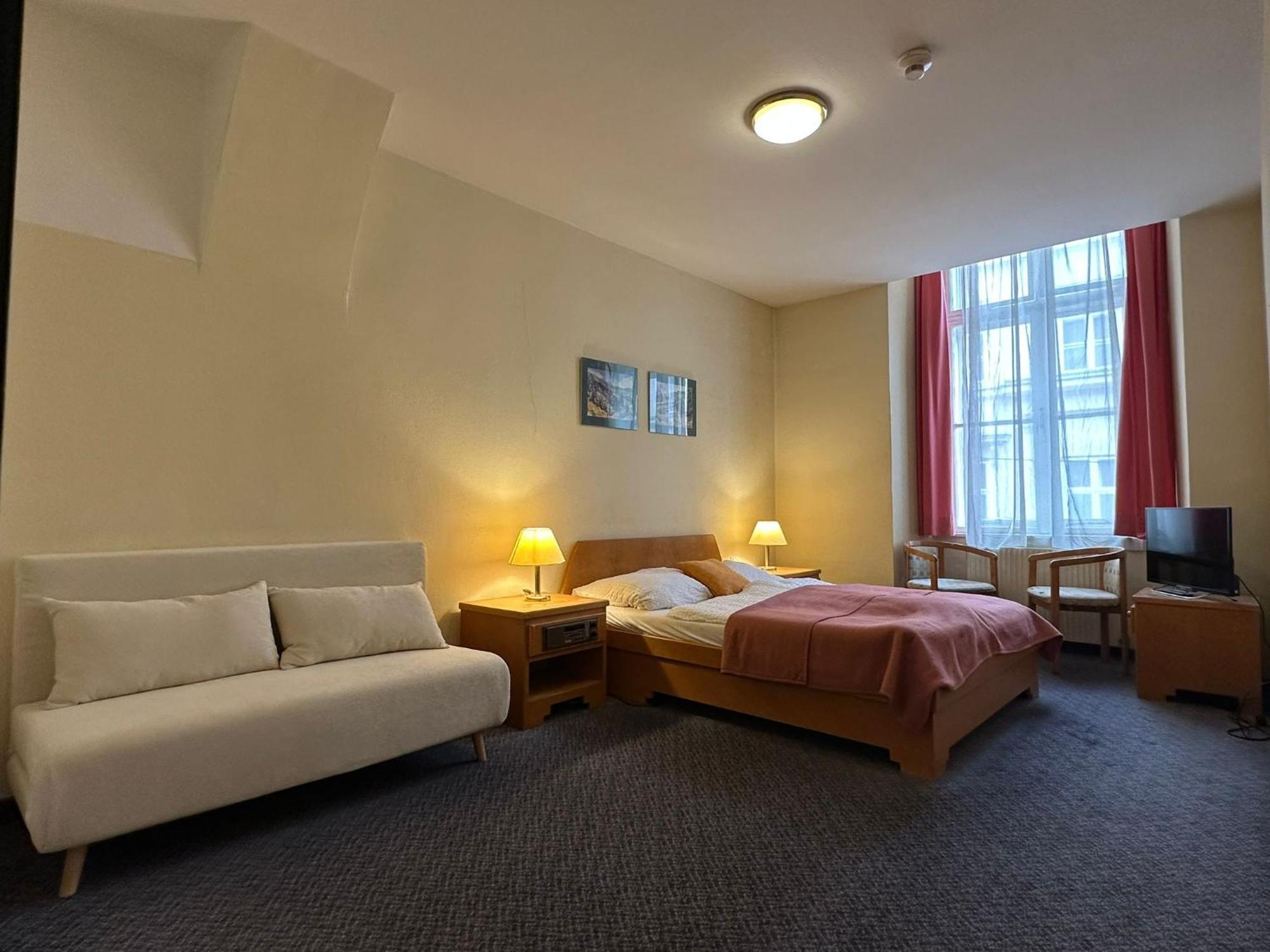 Very Central Apartments, 5 Min To City Center, No Reception Bécs Kültér fotó