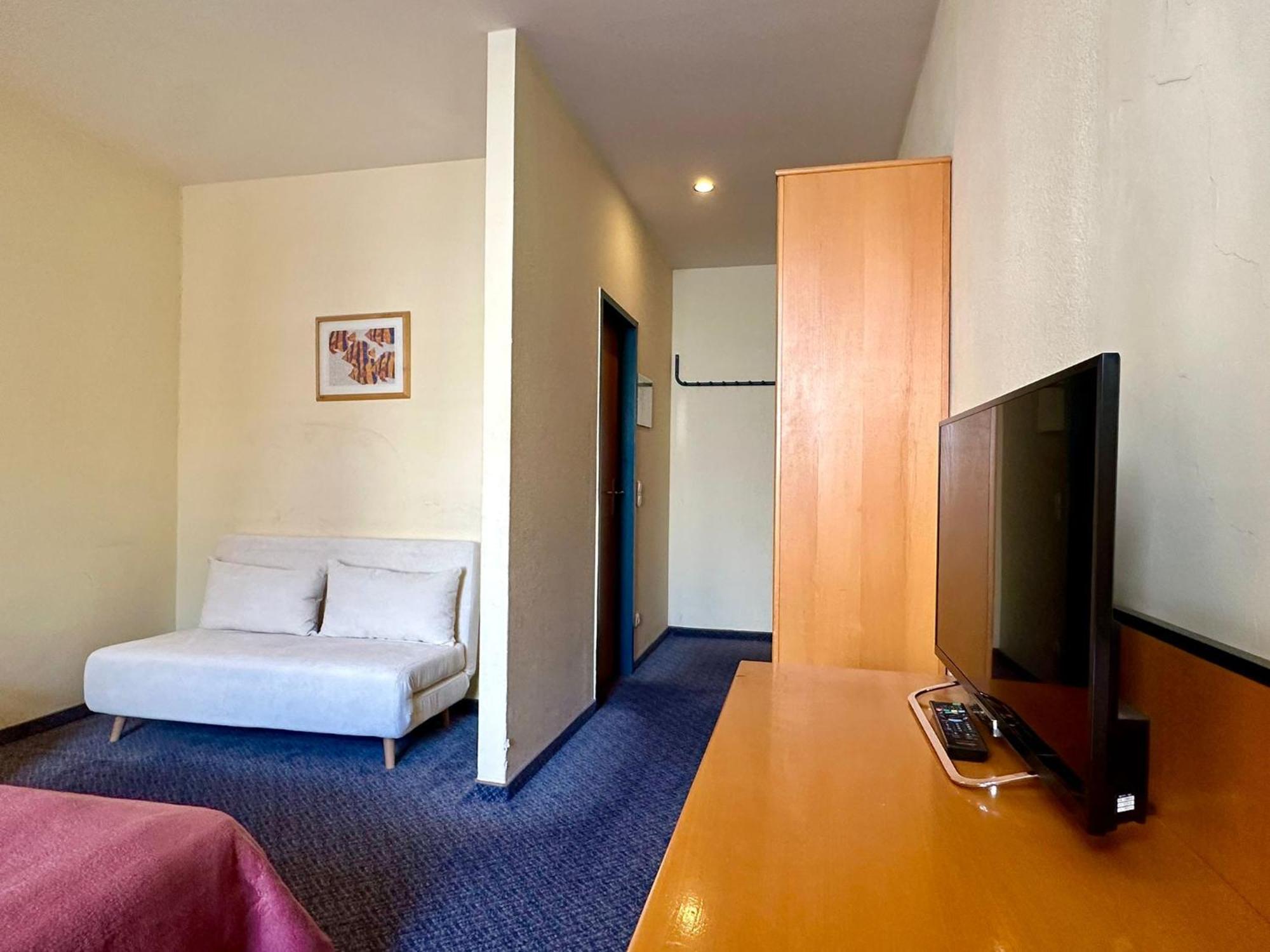Very Central Apartments, 5 Min To City Center, No Reception Bécs Kültér fotó