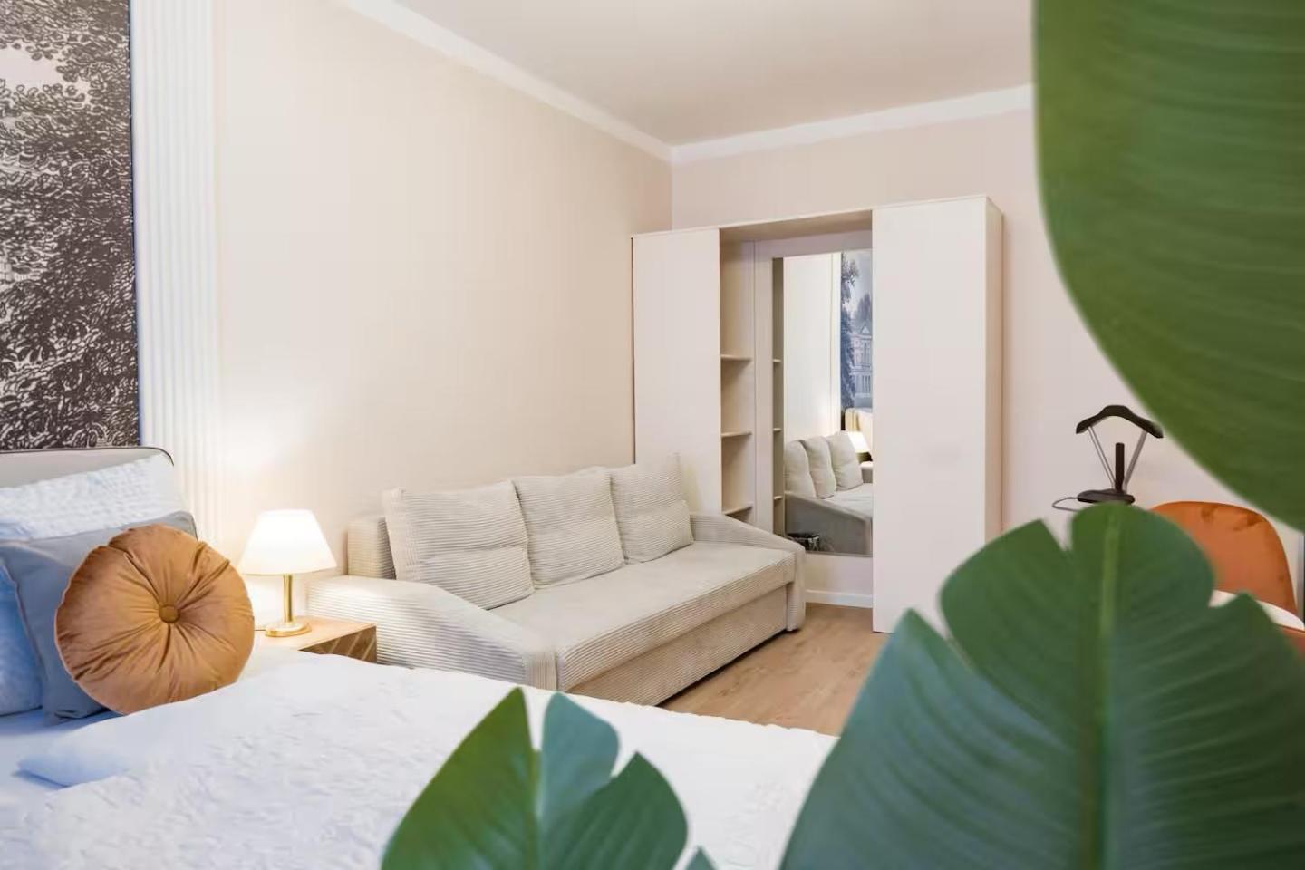 Very Central Apartments, 5 Min To City Center, No Reception Bécs Kültér fotó